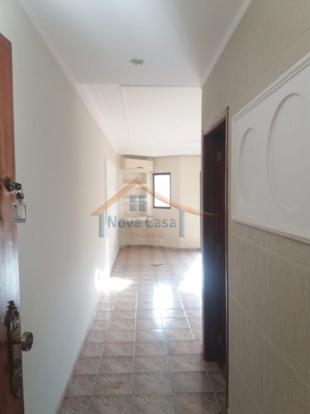 Apartamento à venda com 3 quartos, 79m² - Foto 3