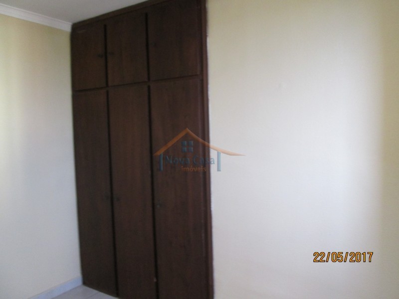 Apartamento para alugar com 2 quartos, 60m² - Foto 4