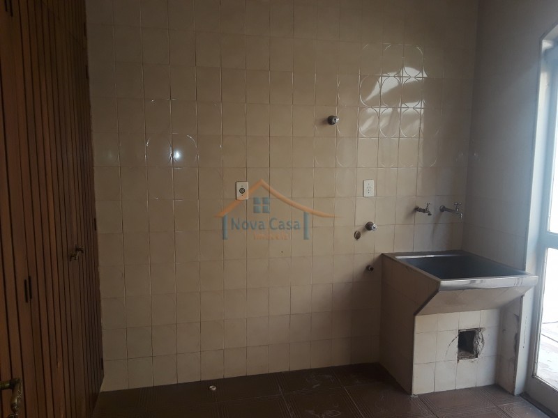 Sobrado para alugar com 4 quartos, 110m² - Foto 13