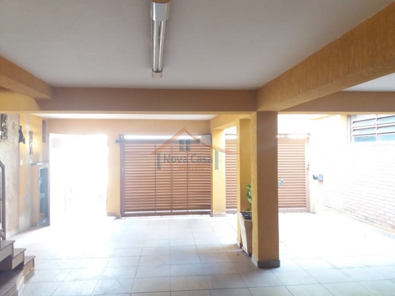 Casa à venda com 3 quartos, 250m² - Foto 10