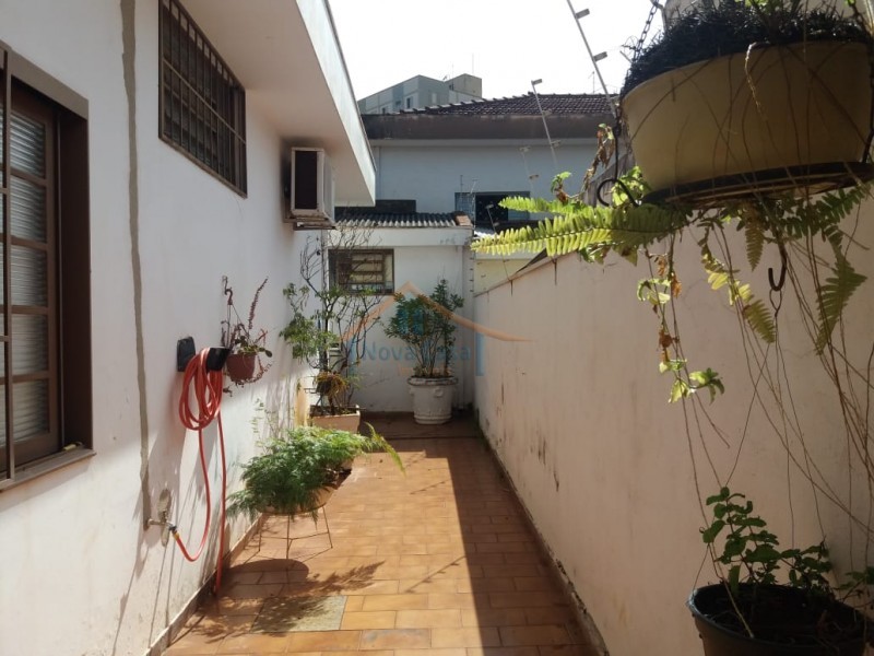 Casa à venda com 3 quartos, 250m² - Foto 13