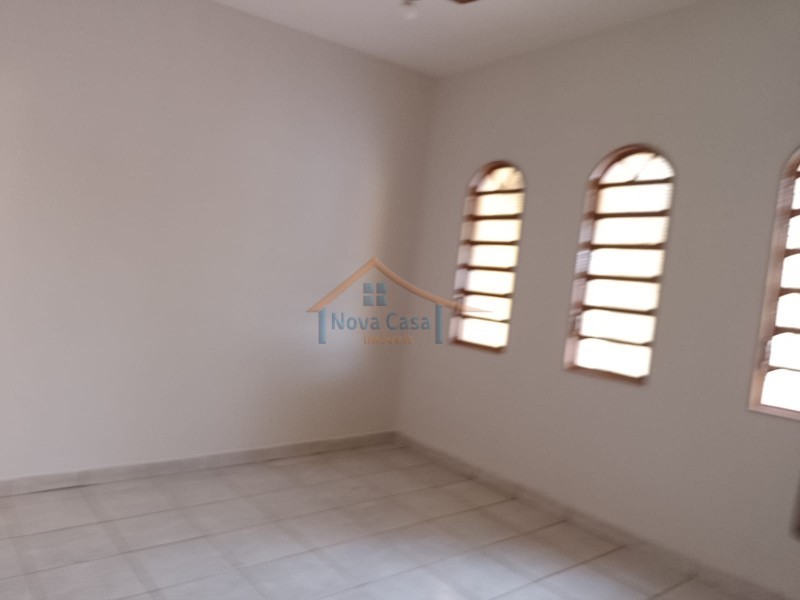 Casa à venda com 2 quartos, 70m² - Foto 40