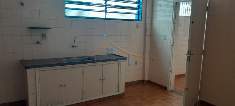 Apartamento para alugar com 3 quartos, 145m² - Foto 10