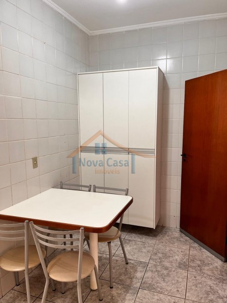 Apartamento à venda com 3 quartos, 105m² - Foto 3