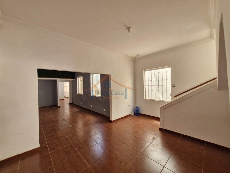 Prédio Inteiro à venda e aluguel com 4 quartos, 400m² - Foto 19