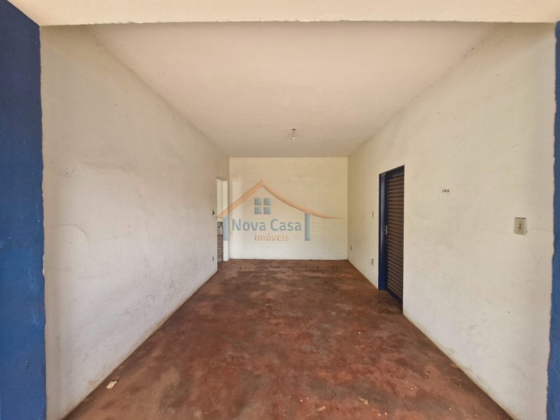 Casa à venda com 3 quartos, 360m² - Foto 9