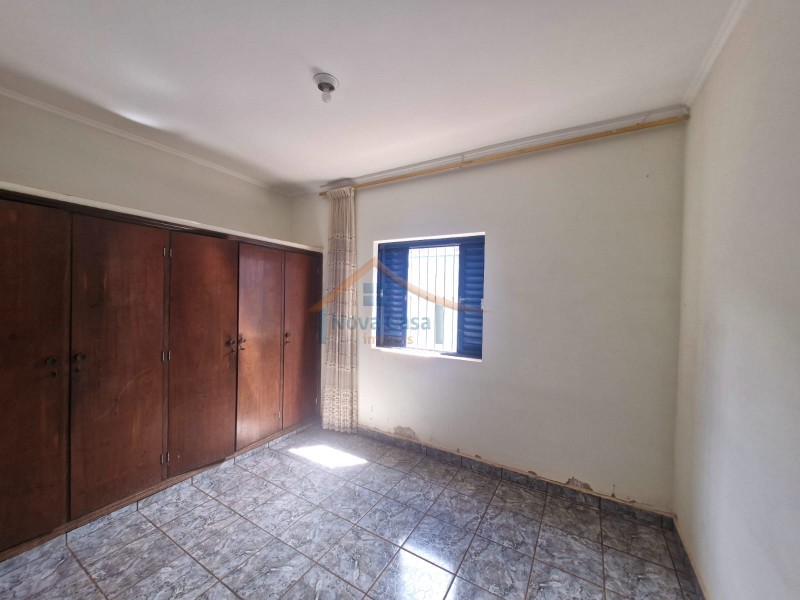 Casa à venda com 3 quartos, 360m² - Foto 8