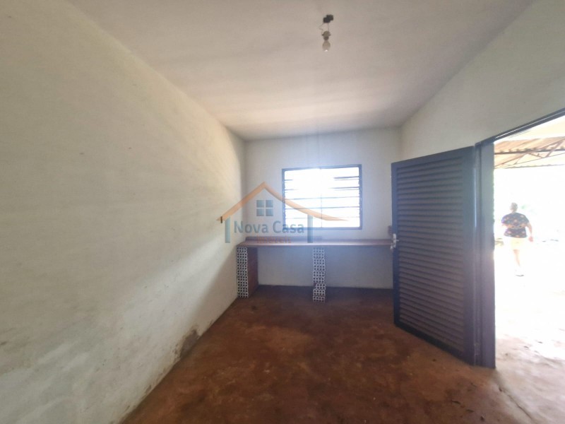 Casa à venda com 3 quartos, 360m² - Foto 12